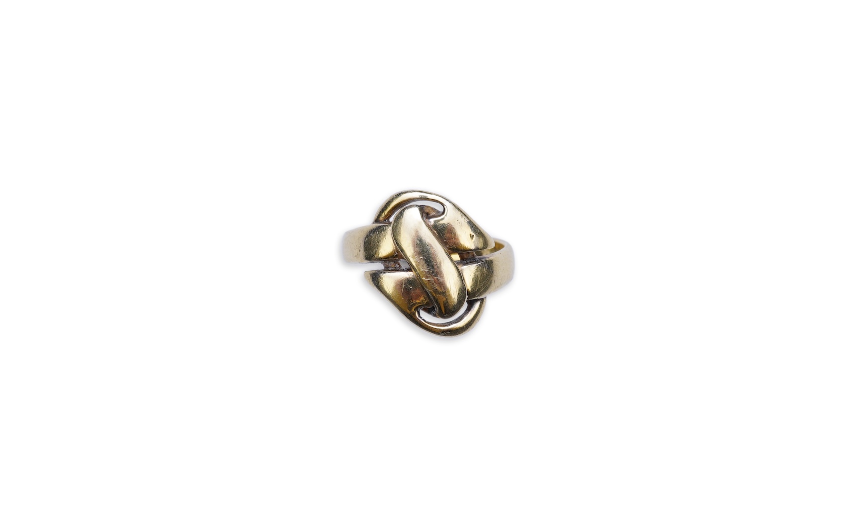 A rare Arts & Crafts gold ring, England, circa 1905